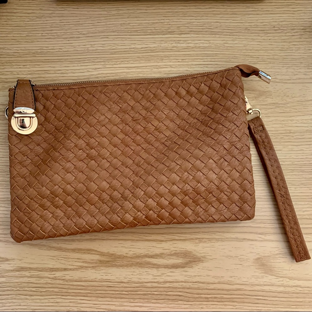 Convertible Basket Weave Wristlet Clutch Bag With Crossbody Strap in Brown